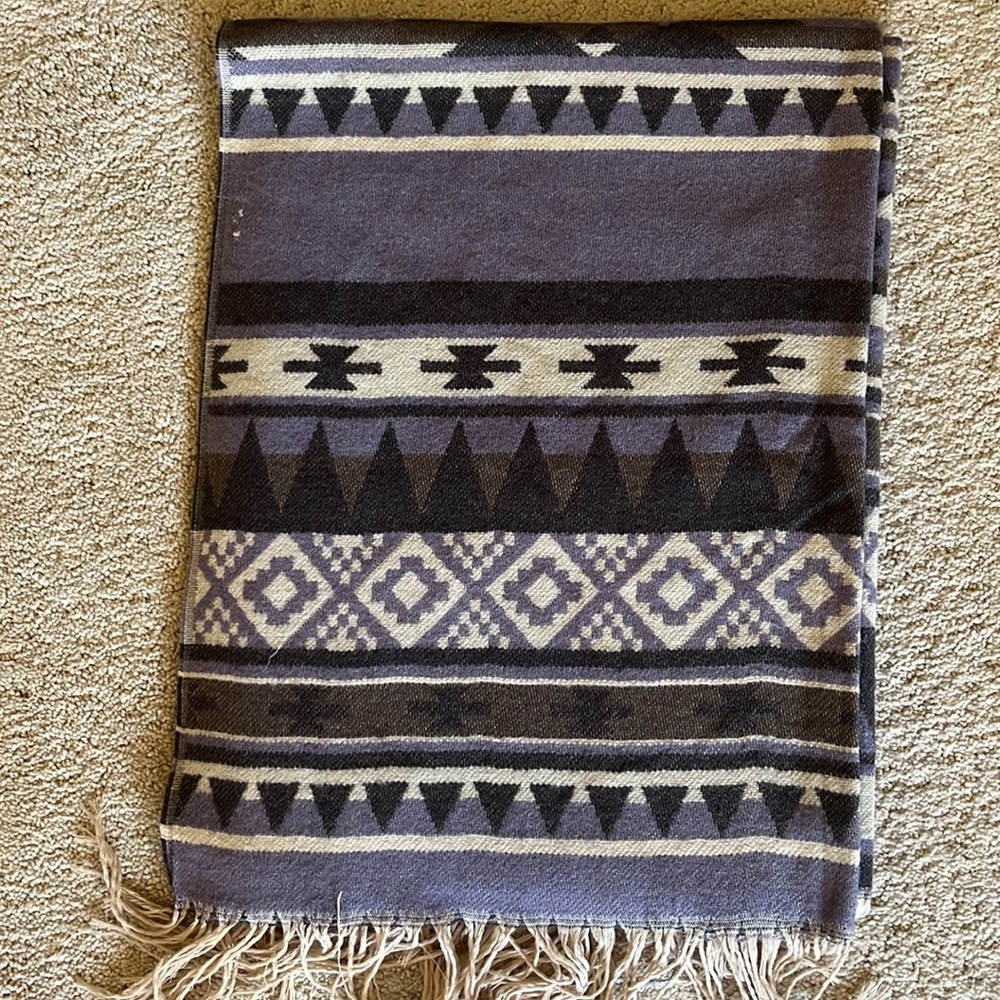 Lovely Patterned Soft Scarf/Wrap - image 3